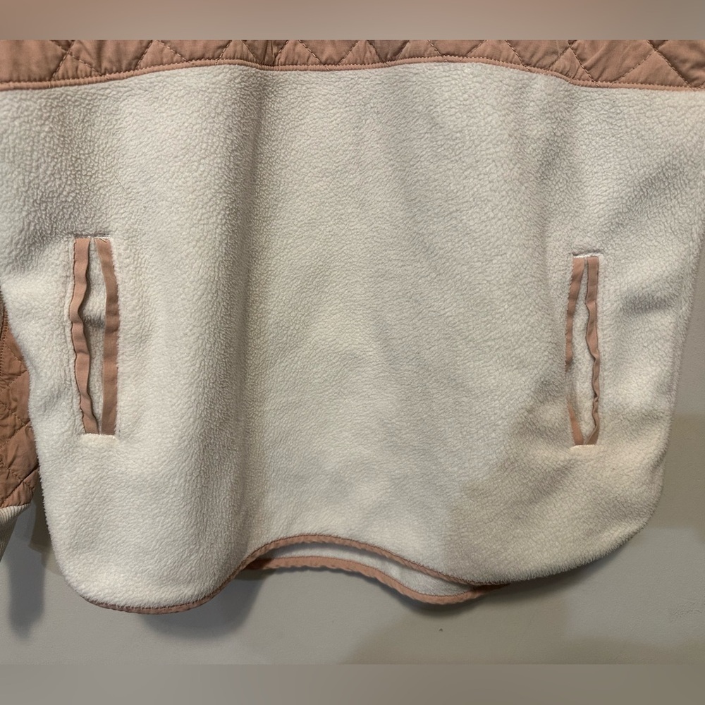 Abercrombie & Fitch Asymmetrical Snap Fleece Pullover White Blush Pink Size M - Picture 3 of 9